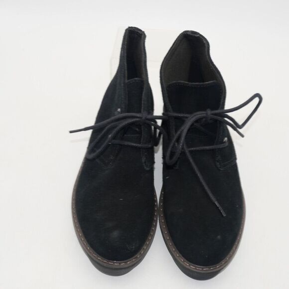 NEW Clarks Airabell Women's 5.5 Lace Up Ankle Chukka Boots Booties Black Suede - Picture 5 of 9